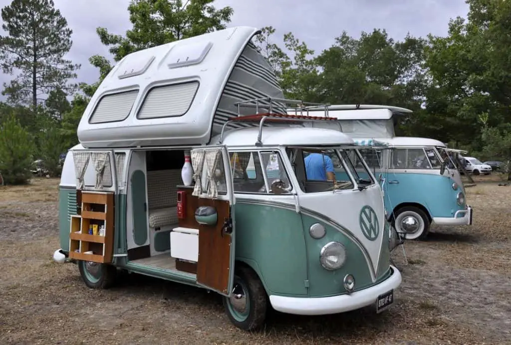 VW Microbus Camping